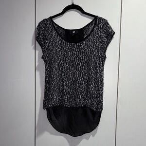 Iz Byer‎ Monochrome Short Sleeve Top